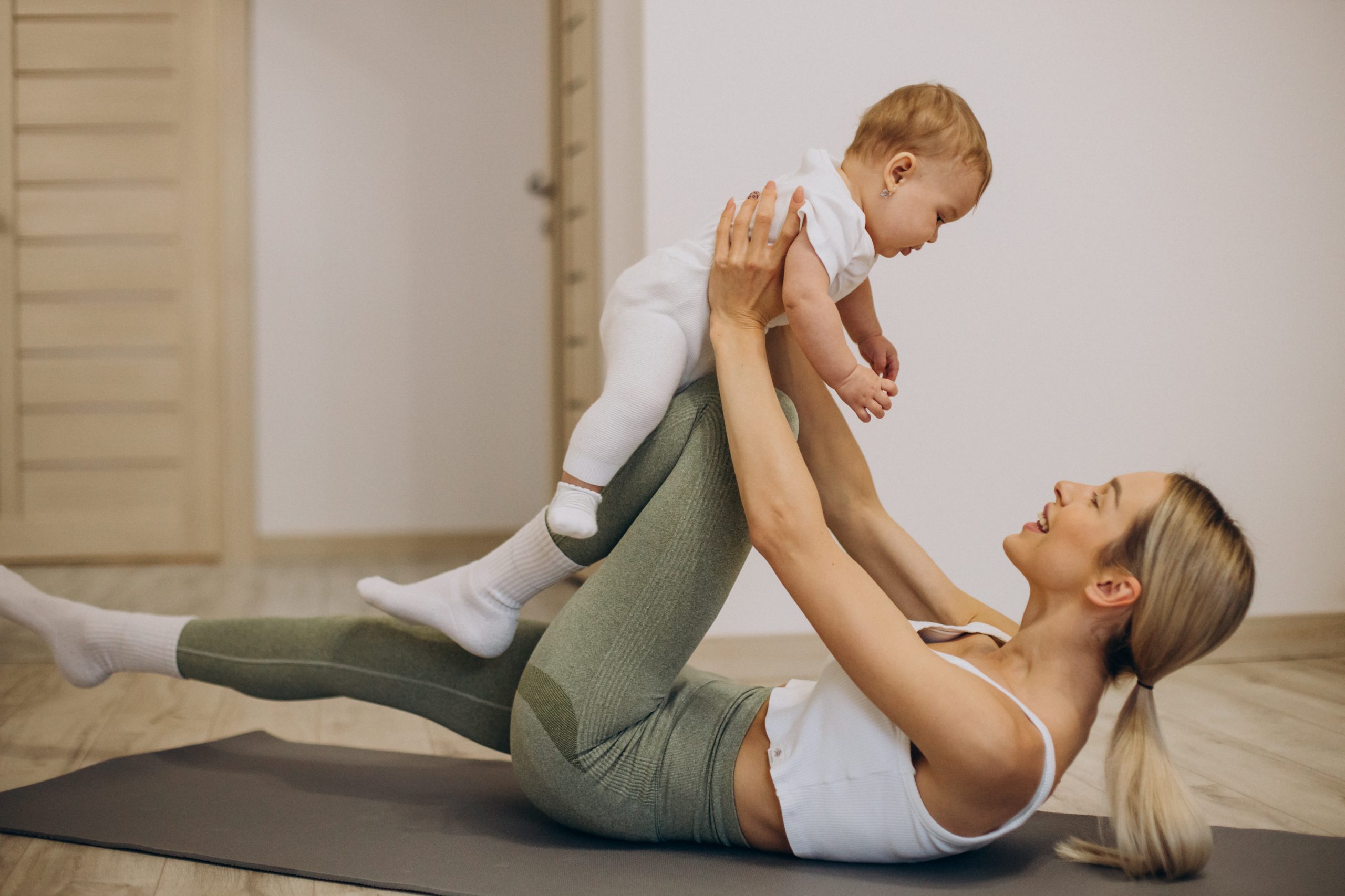 espace yoga doux et ressourçant pour femmes et bébés